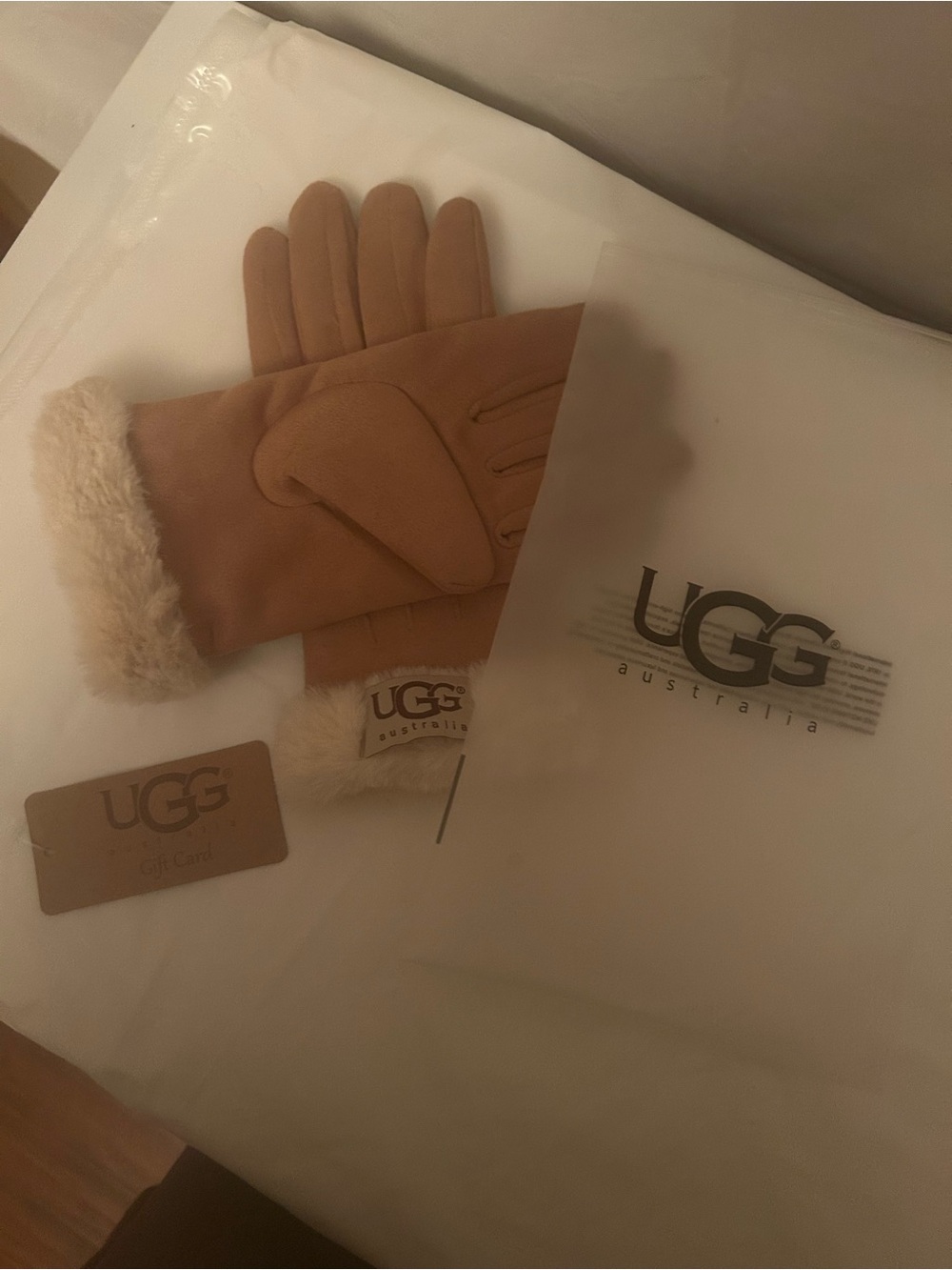 UGG sheepskin gloves. NWT & gift card size medium